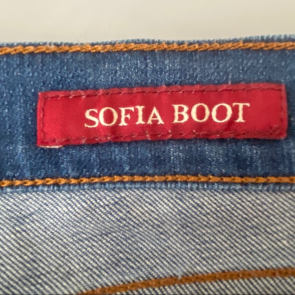 Lucky Brand Sofia Bootcut Jeans - Picture 9 of 9